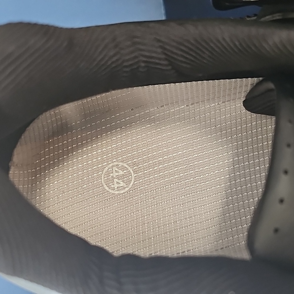 Kyedoo Cycling Shoes Size 44 - Picture 3 of 7